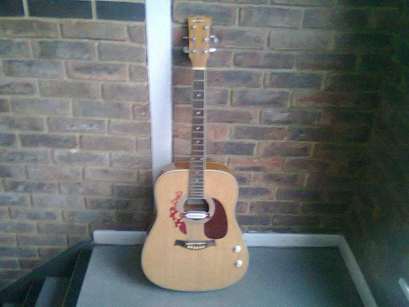 Guitar Electro acoustic pine wood GFM full size steel string