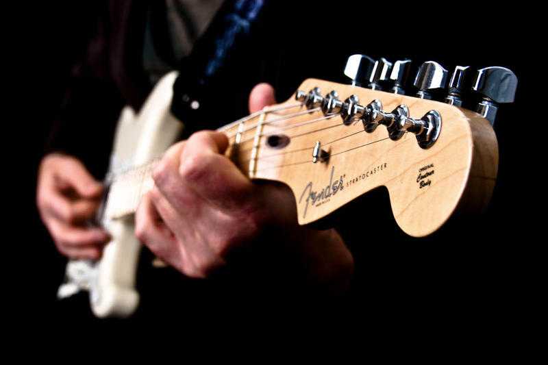 Guitar lessons from an experienced performer - Reading, Berkshire