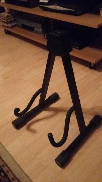 Guitar Stand