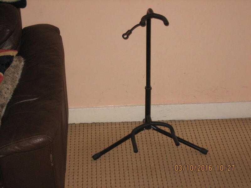 Guitar Stand