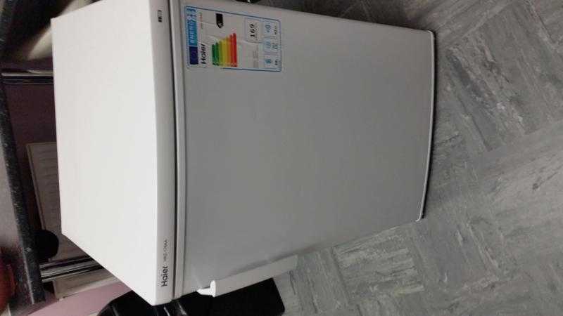 Haier HRZ-176AA 85x55cm Under Counter Freestanding Fridge With Ice Box - White it039s like new used fe