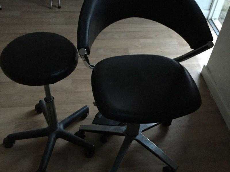 Hairdressing Chair and Stool