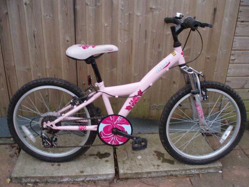 halfords kinx pink girls bike