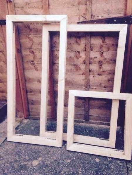 HAND MADE CANVAS FRAMES