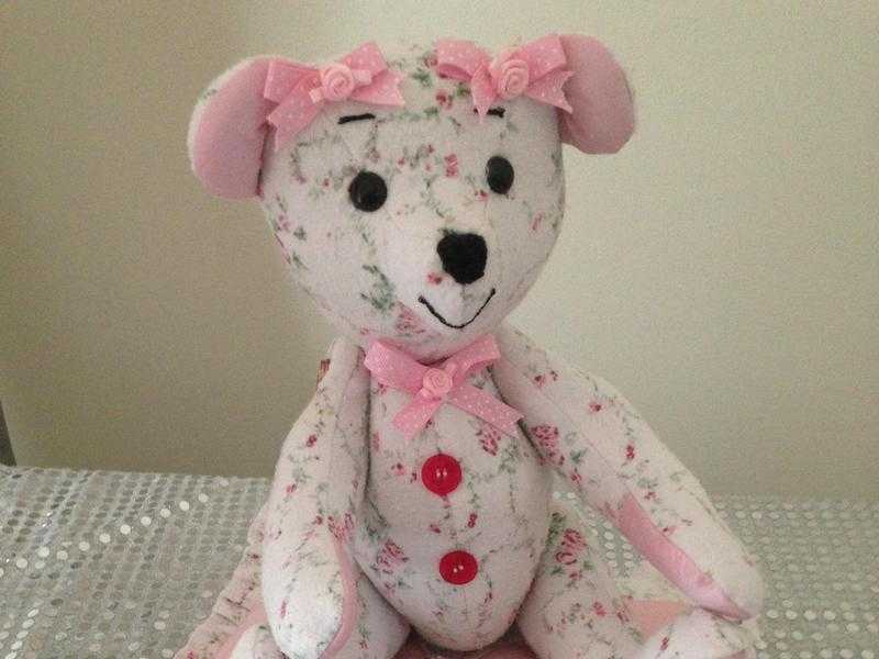 Handmade Remember Me, Memory Bears, Memory Quilts and memory Pillows