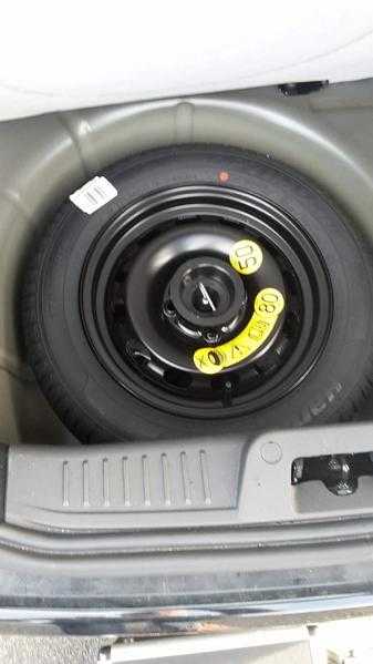 Hankook Optima 17565R14 Tyre on Ford rim