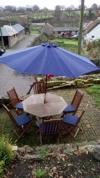 Hardwood Table 6x Chairs