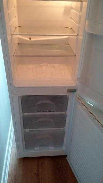 Has new condition frost free fridge freezer