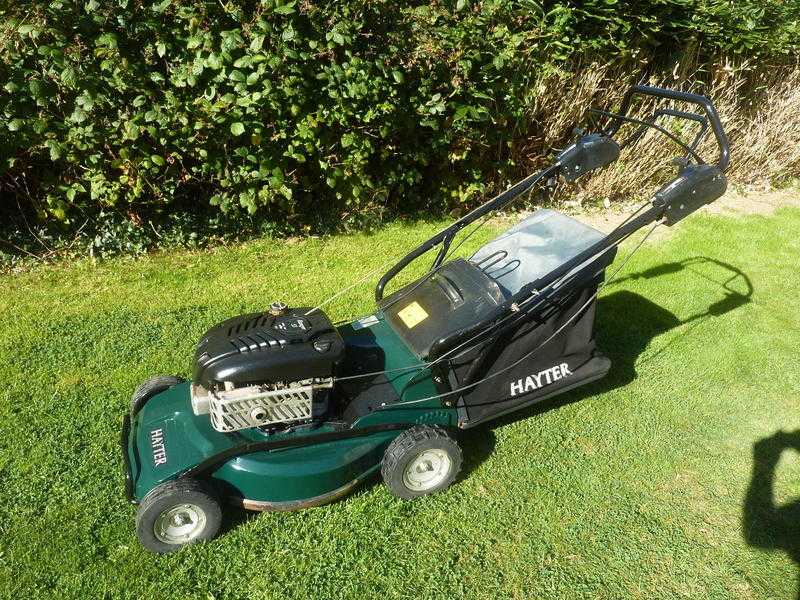 Hayter ranger  21 cut self propelled mower alloy deck cost 1000  (Newick)