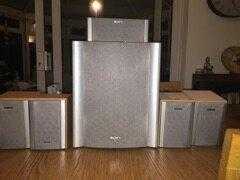 Hd onkyo amplifier and Sony surround speakers 120