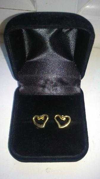 HEART EARRINGS