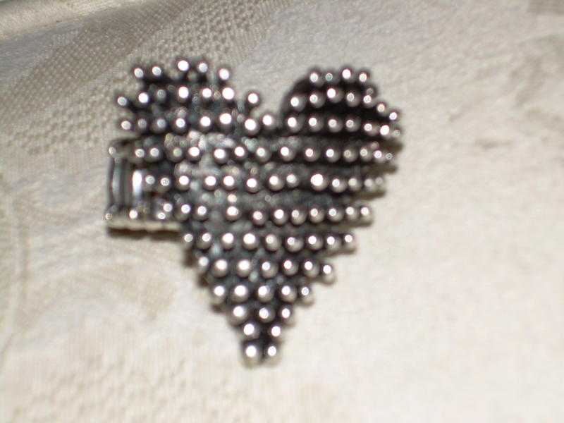 Heart ring