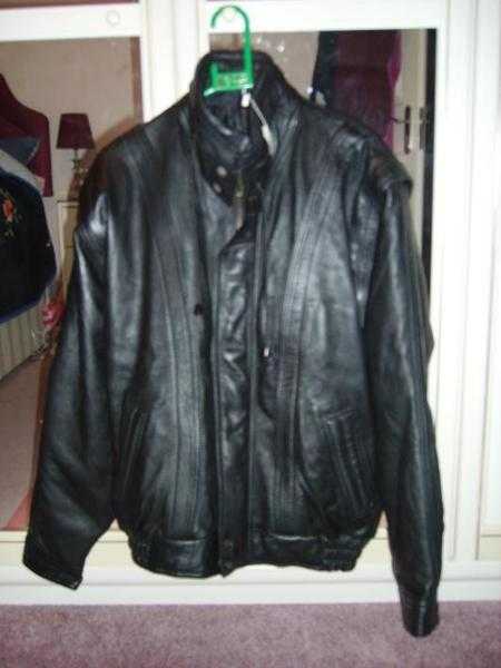 Heavy Quality - Black Leather Jacket XL - SIZED