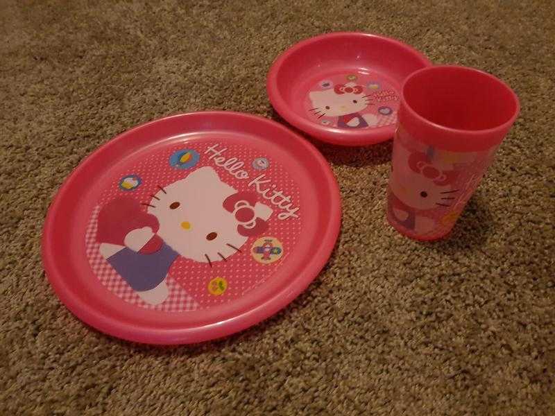 Hello Kitty plate, dish and beaker set