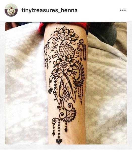 Henna- Adorn yourself with henna