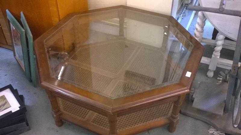 Hexagonal glass top coffee table