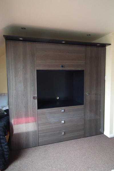 High Gloss TV Wardrobe with External Lights Dark Brown