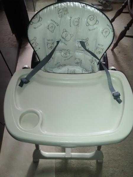 Highchair adjustable with tray etc. - Mamas and Papas quotPrima Pappaquot