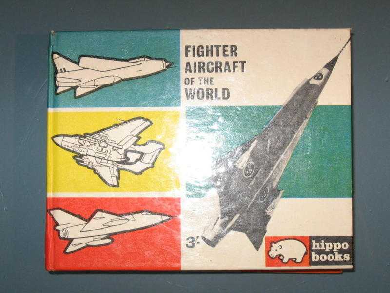 hippo books No. 5 FIGHTER AIRCRAFT of the WORLD