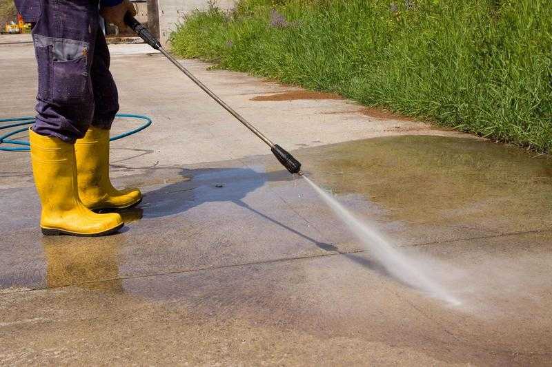 Hire the Professional for the pressure washing service