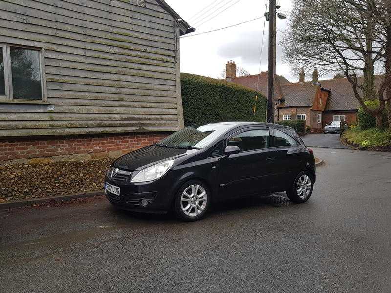 Hi,Vauxhall Corsa sxi 2007 only done 61k