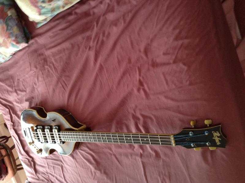 Hofner Bass,very good condition  600