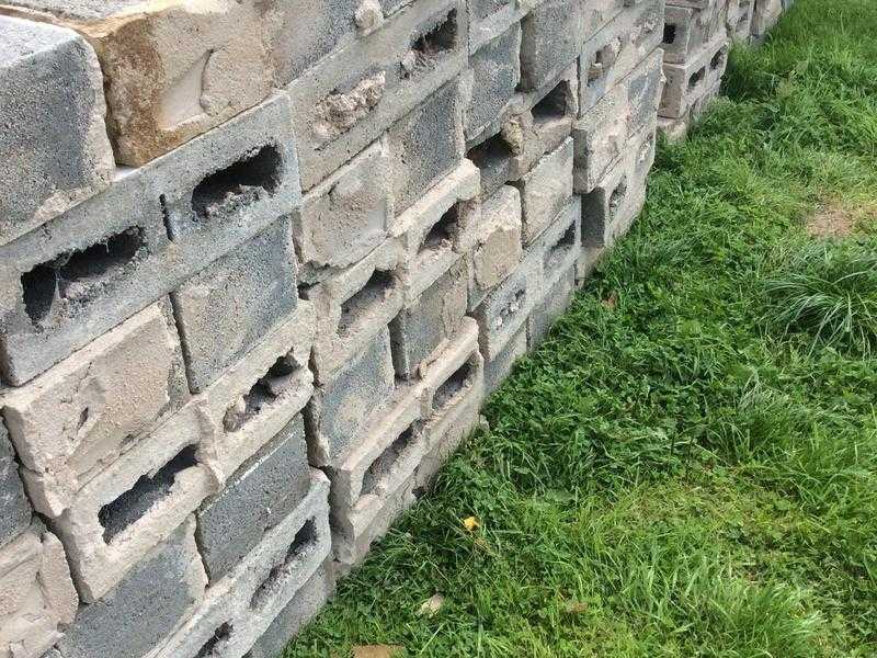 Hollow dense concrete blocks