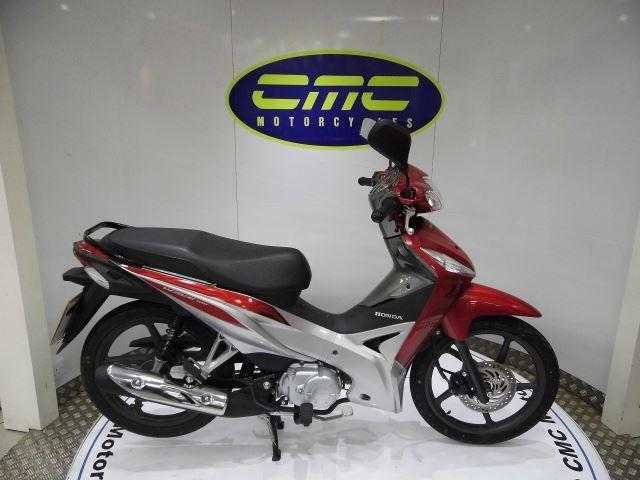 Honda AFS110 2015