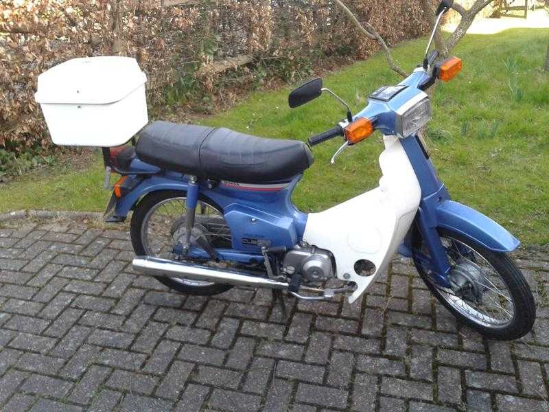 Honda C90M 2002