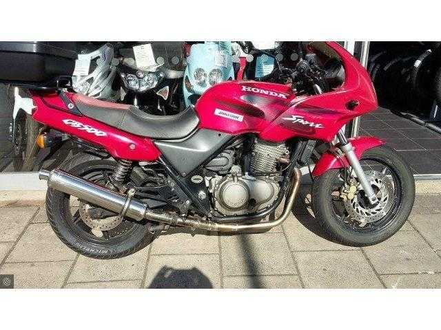 Honda CB 2001