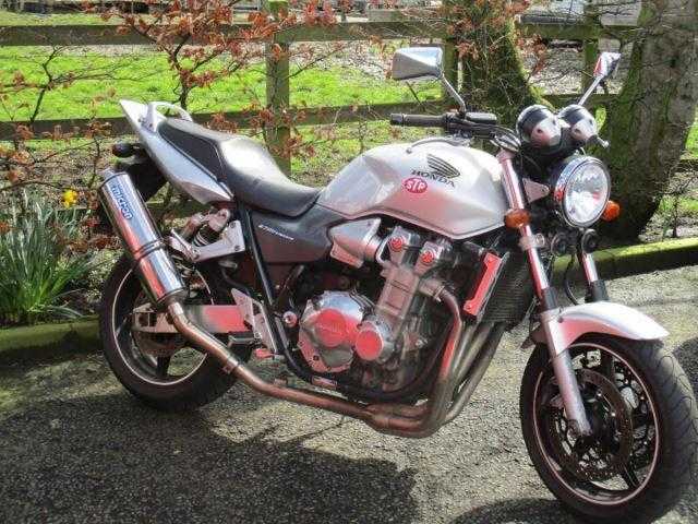 Honda CB 2004