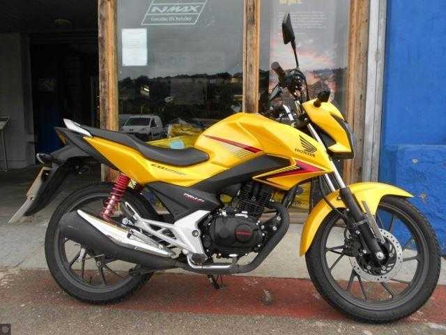 Honda CB 2015