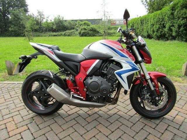 Honda CB 2016