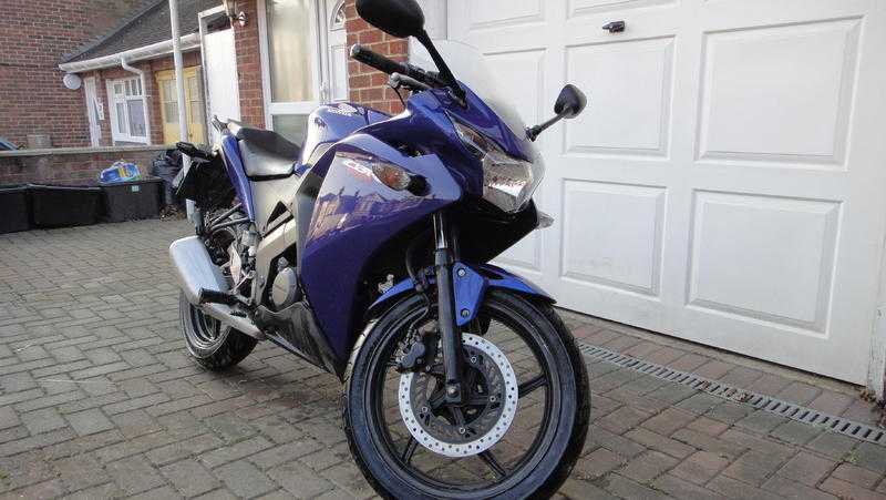 Honda CBR 125r Blue 2014