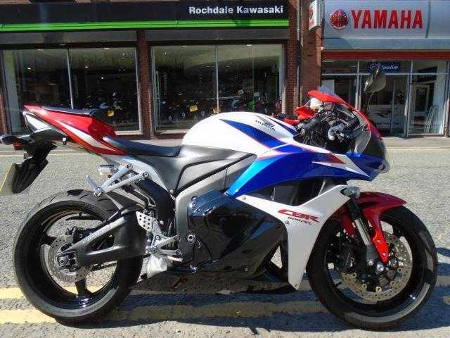 Honda CBR 2010