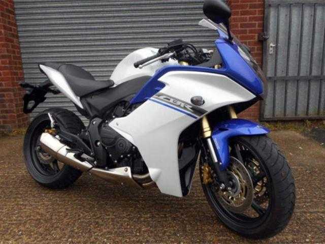 Honda CBR 2011