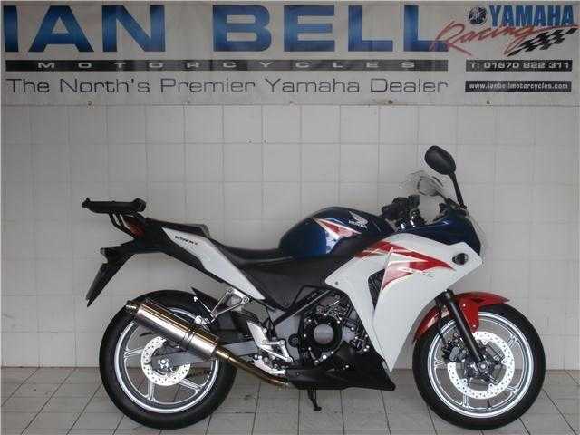 Honda CBR 2011