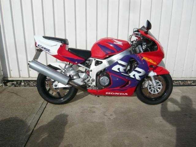 Honda CBR900 1999