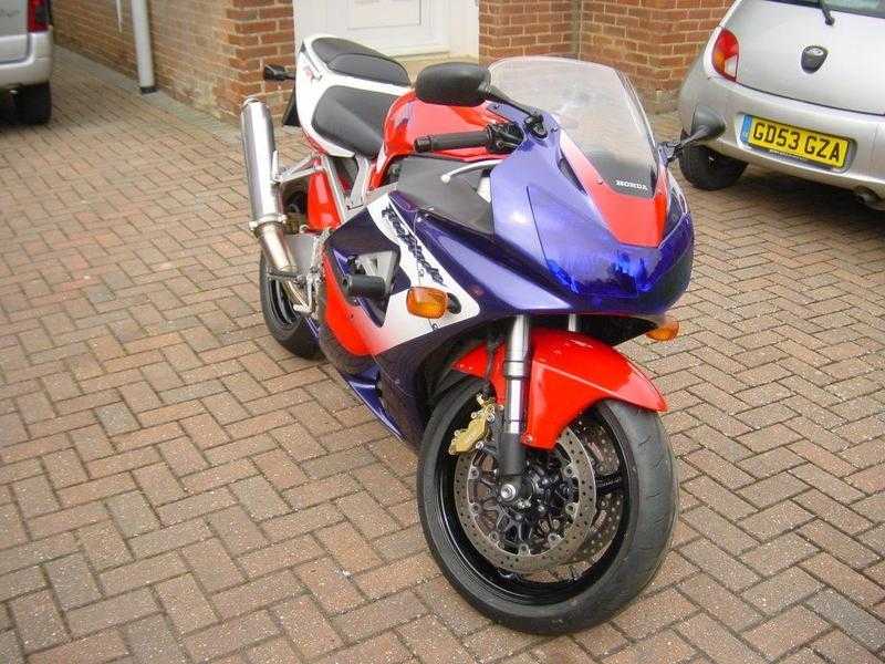 HONDA CBR929 FIREBLADE 2001