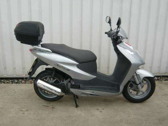 Honda SES Dylan 2006