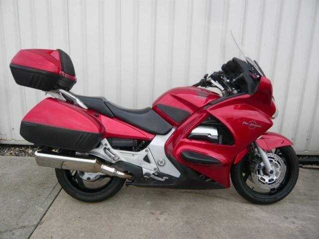 Honda ST1300 Pan European 2002