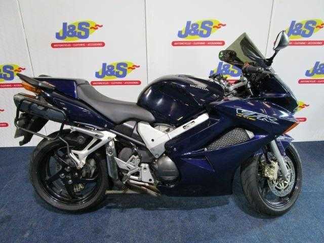 Honda VFR 2003