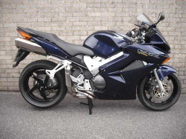 Honda VFR 2005