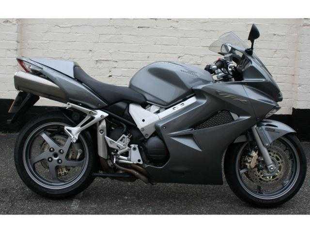 Honda VFR 2008