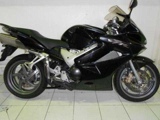 Honda VFR 2008