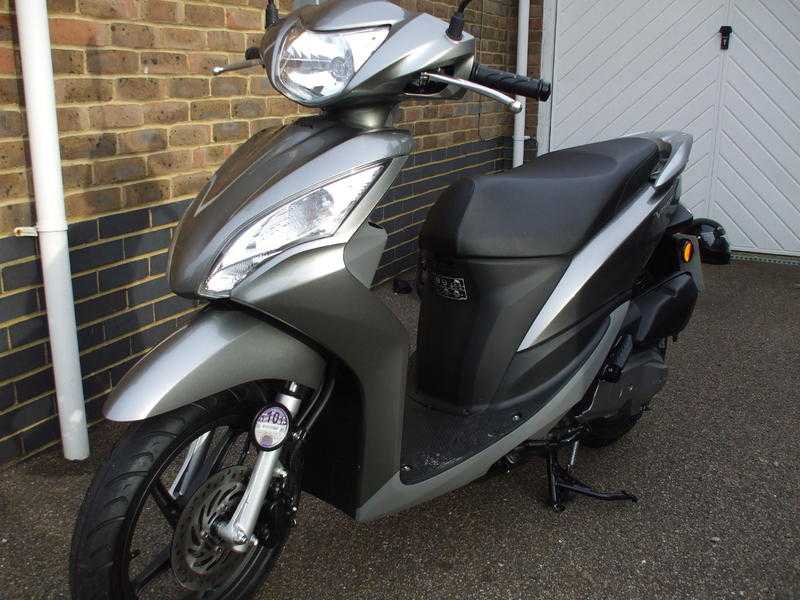 Honda Vision 50 2012