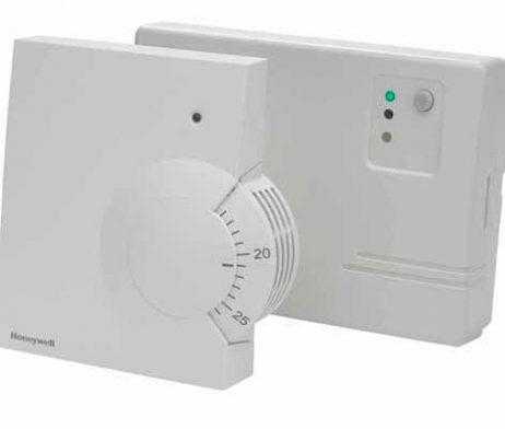 Honeywell Wireless Room Thermostat Y6630D  Plumbparts.co.uk