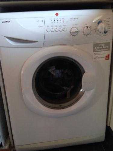 HOOVER WASHING MACHINE WHITE