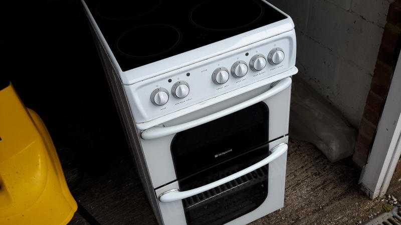 Hotpoint 50cm cooker