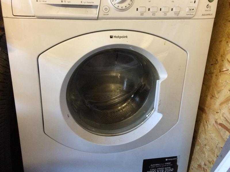 Hotpoint Aquarius 6kg washing machine GWO and clean. little used